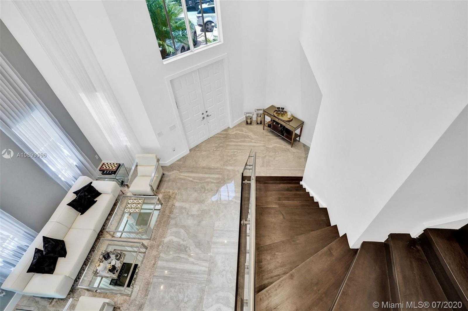 Small Image of 4019 NORTH EAST 194TH TRL, Sunny Isles Beach Number 36