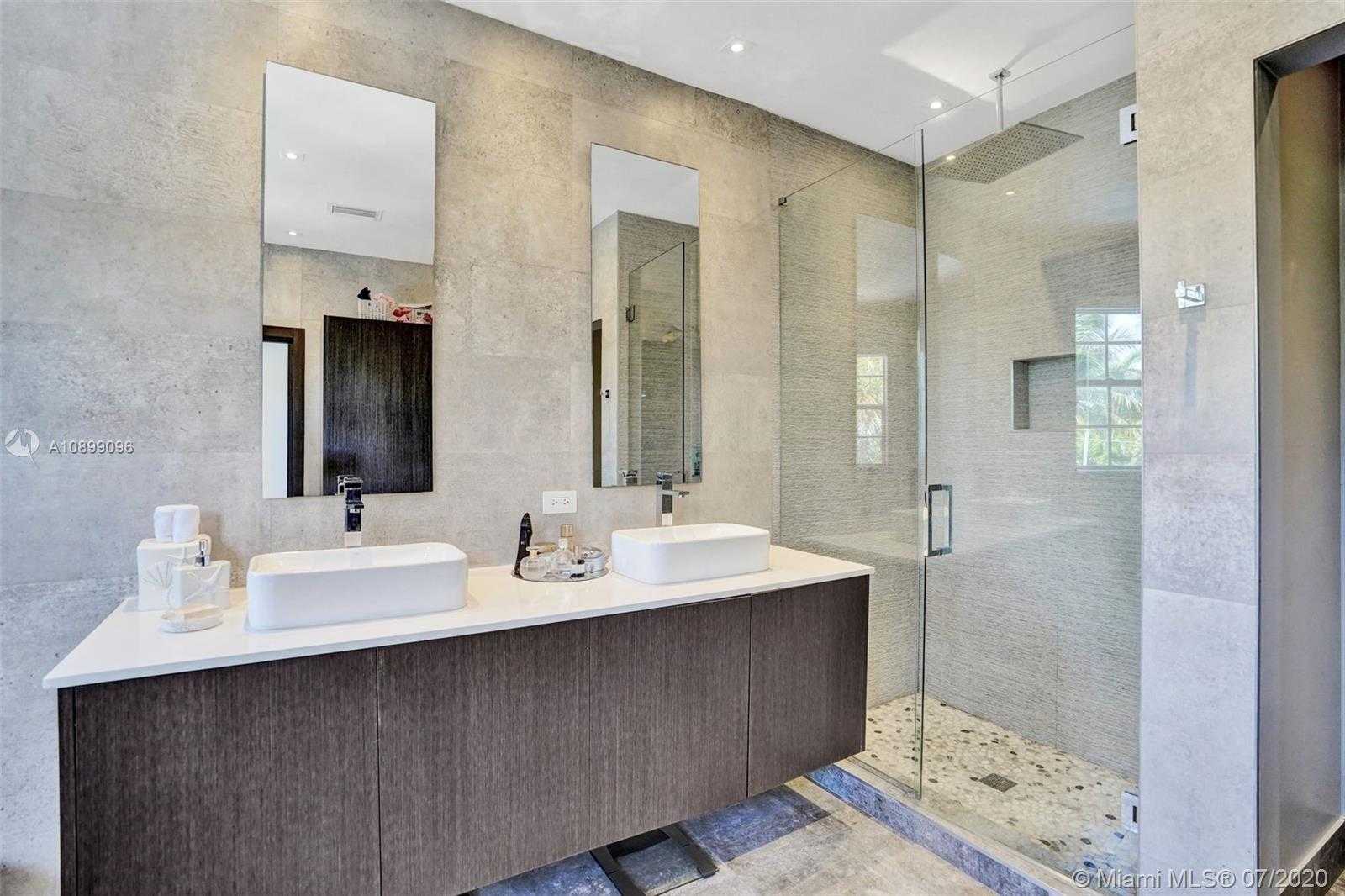 Small Image of 4019 NORTH EAST 194TH TRL, Sunny Isles Beach Number 53