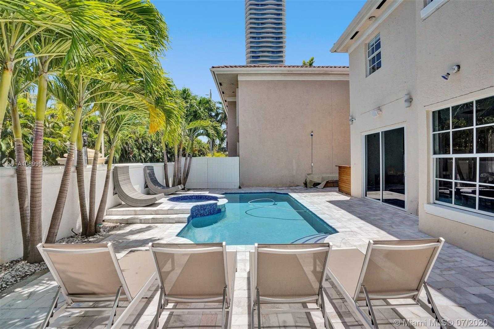 Small Image of 4019 NORTH EAST 194TH TRL, Sunny Isles Beach Number 61