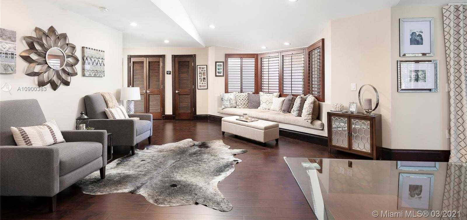 Small Image of 12598 SOUTH WEST 60TH CT, Pinecrest Number 8