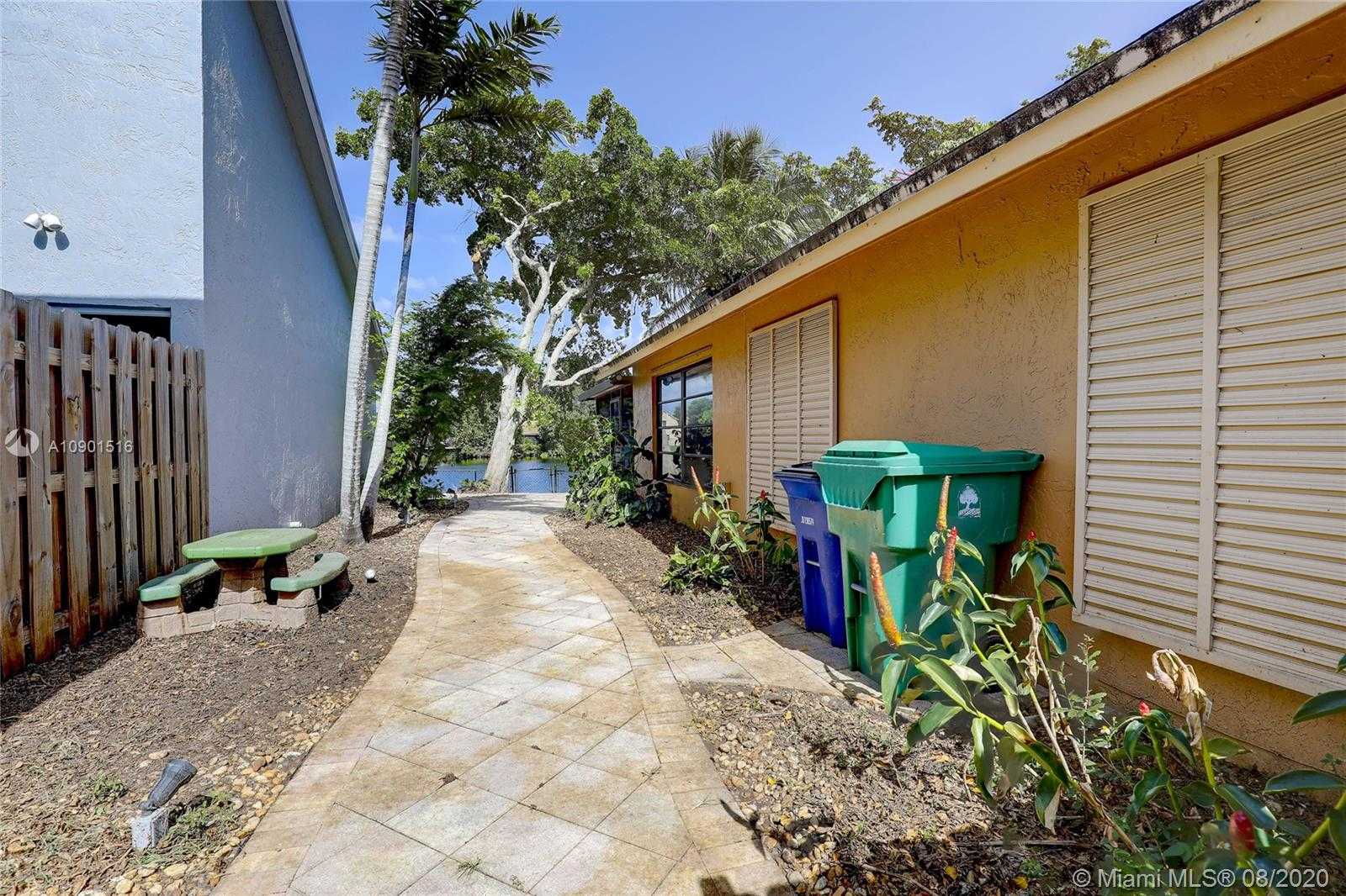 Small Image of 5604 SOUTH WEST 98TH WAY, Cooper City Number 30