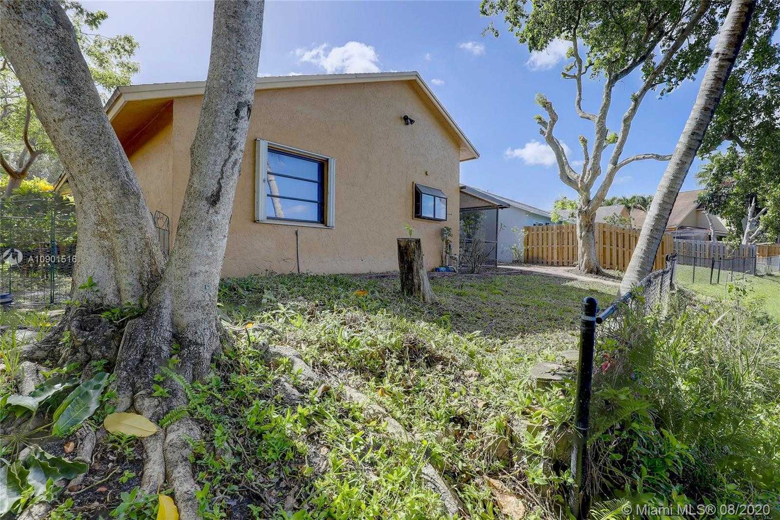 Small Image of 5604 SOUTH WEST 98TH WAY, Cooper City Number 32
