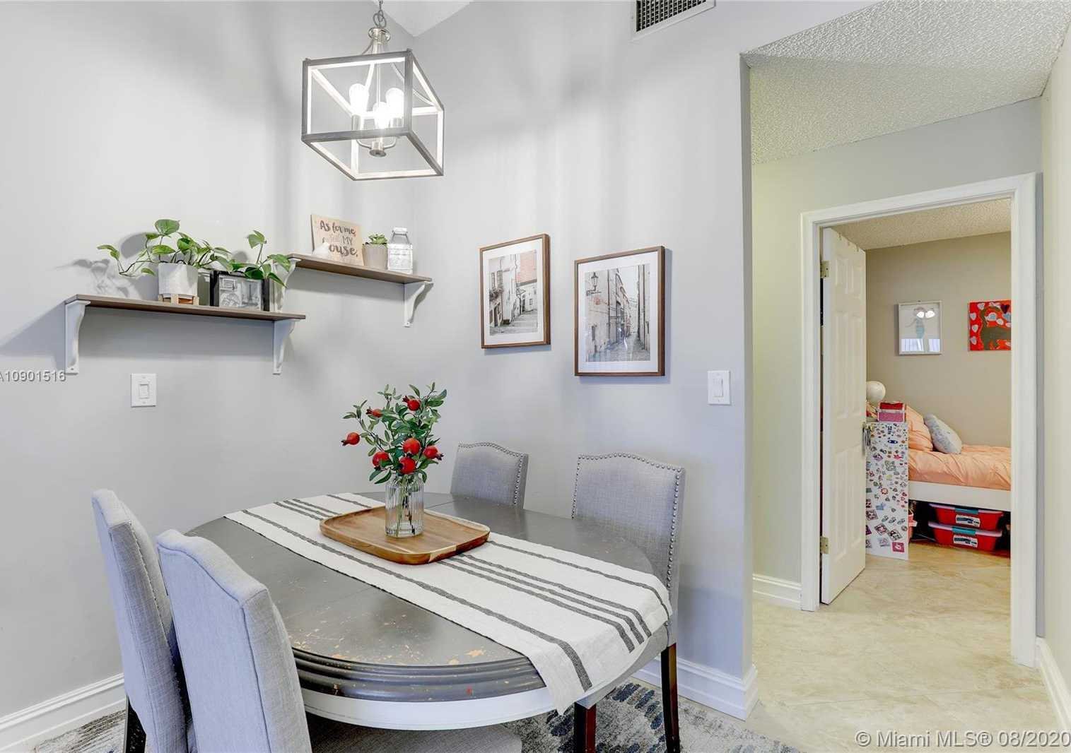 Small Image of 5604 SOUTH WEST 98TH WAY, Cooper City Number 6