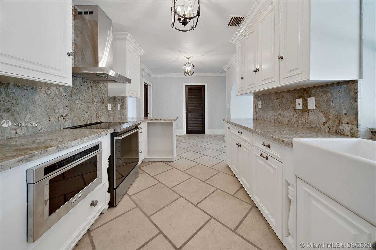 Small Image of 7825 SOUTH WEST 122ND ST, Pinecrest Number 26