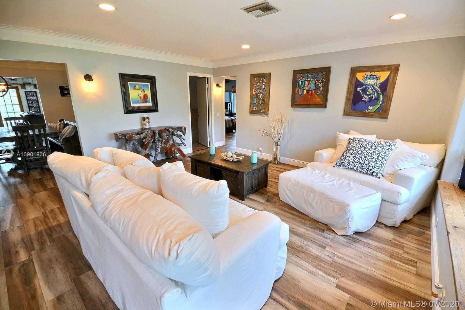 Small Image of 4921 SOUTH WEST 205TH AVE, Southwest Ranches Number 11