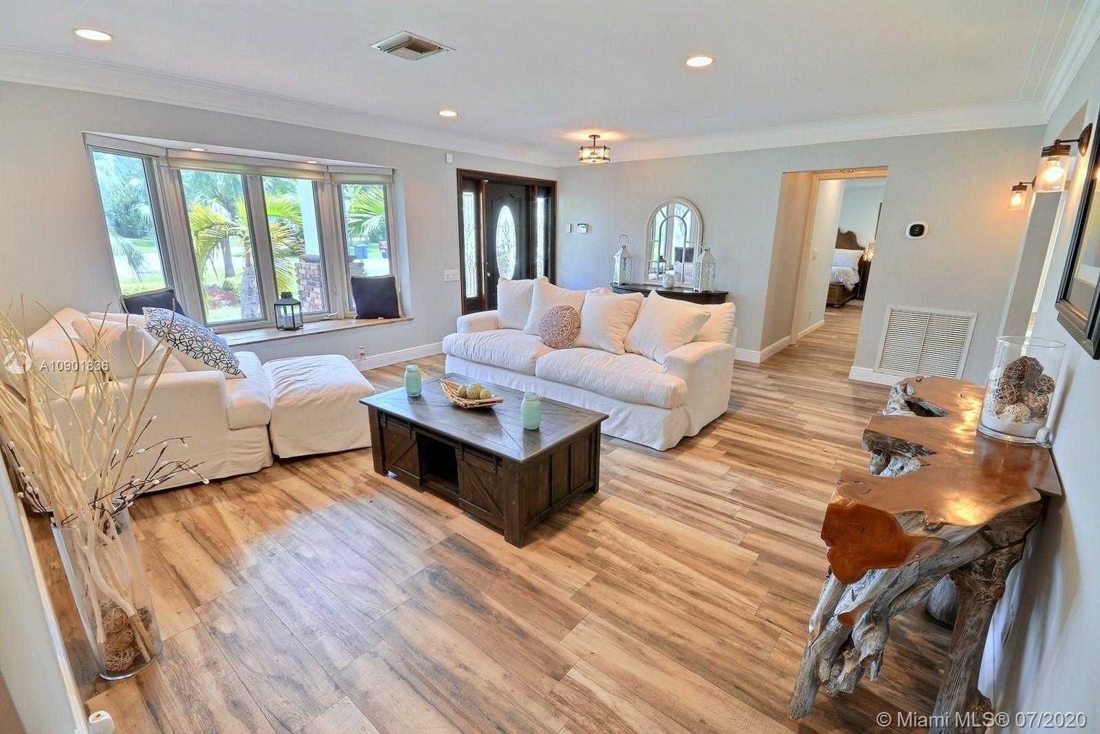 Small Image of 4921 SOUTH WEST 205TH AVE, Southwest Ranches Number 12