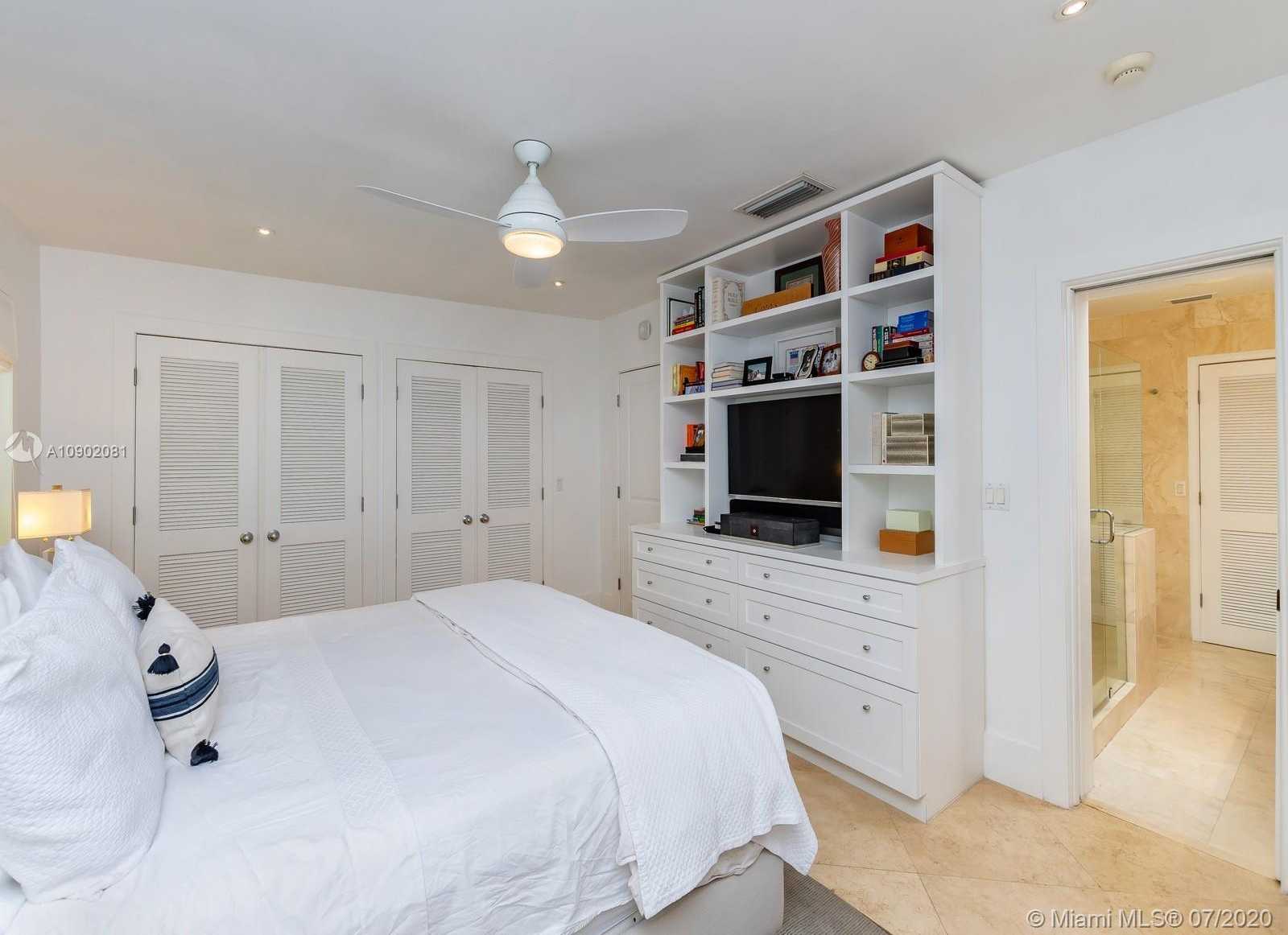 Small Image of 605 WARREN LN, Key Biscayne Number 11