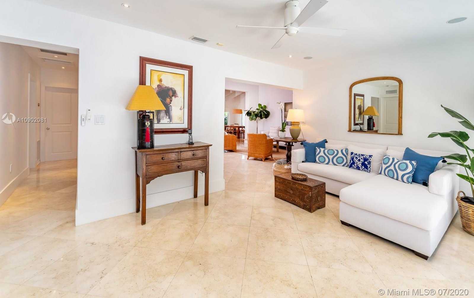 Small Image of 605 WARREN LN, Key Biscayne Number 9