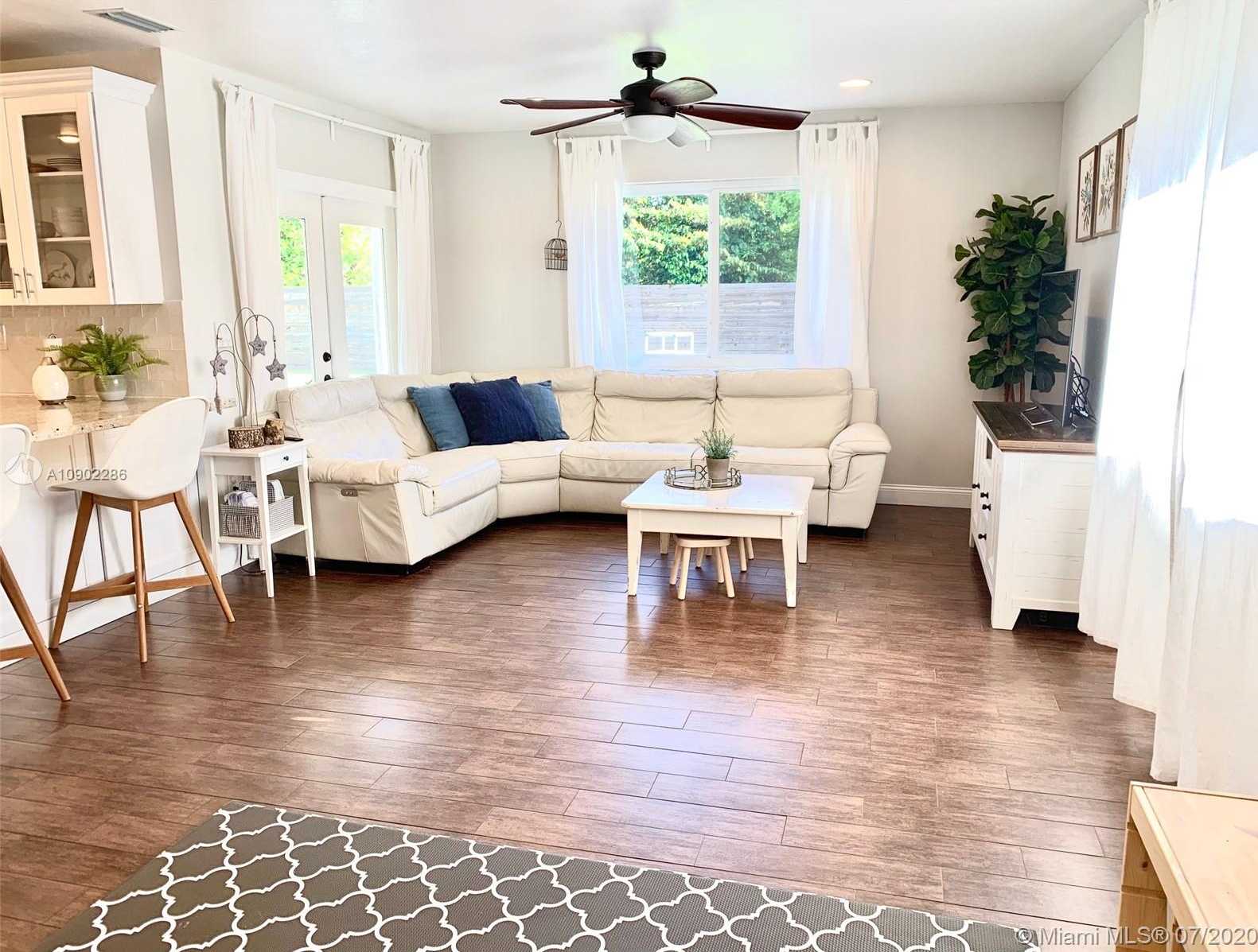 Small Image of 11441 SOUTH WEST 28TH ST, Miami Number 10