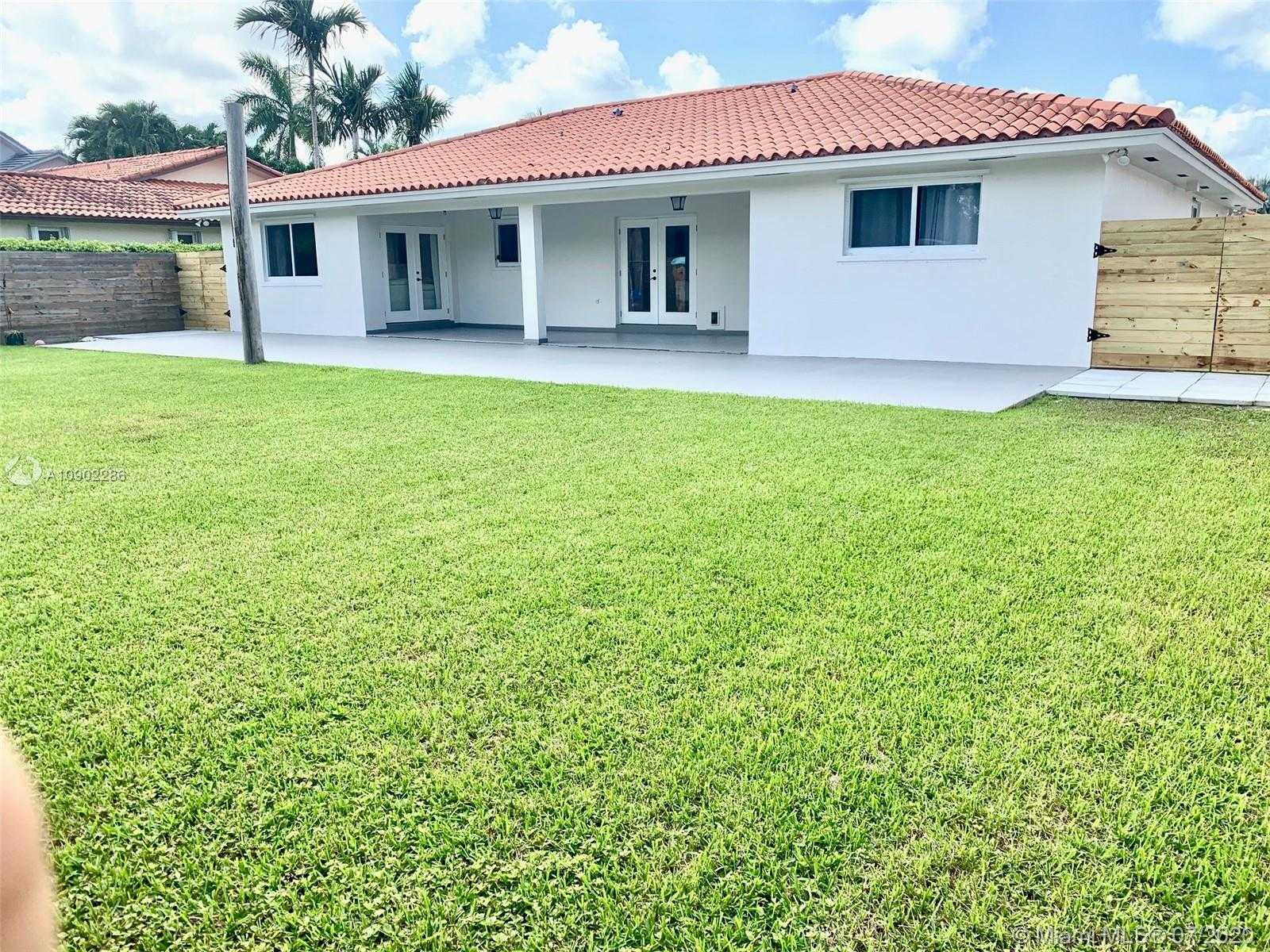Small Image of 11441 SOUTH WEST 28TH ST, Miami Number 27