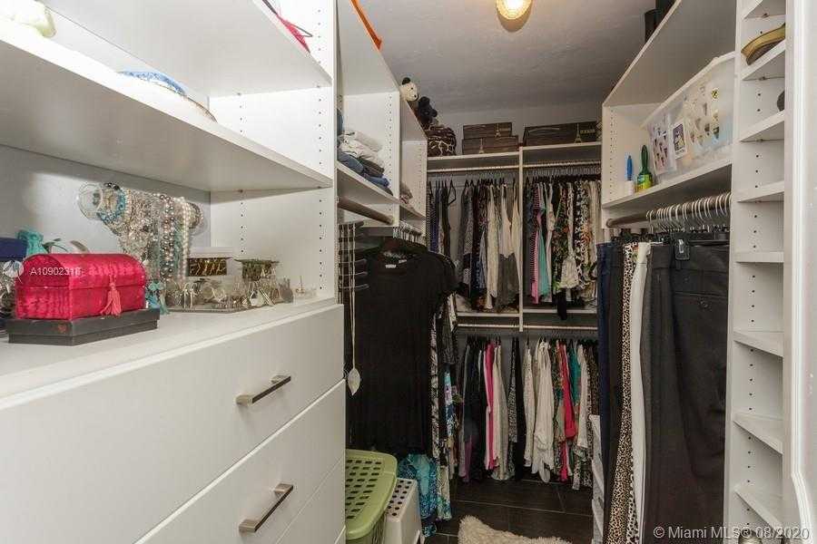 Small Image of 7254 EAST TROPICAL WAY, Plantation Number 12