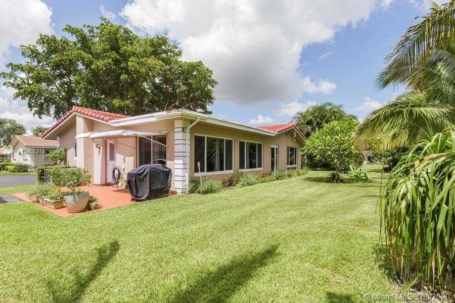 Small Image of 7254 EAST TROPICAL WAY, Plantation Number 18