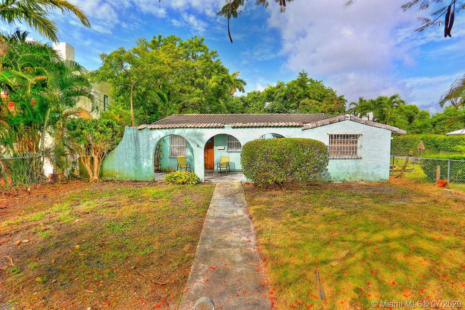 Small Image of 234 SOUTH WEST 22ND RD, Miami Number 5