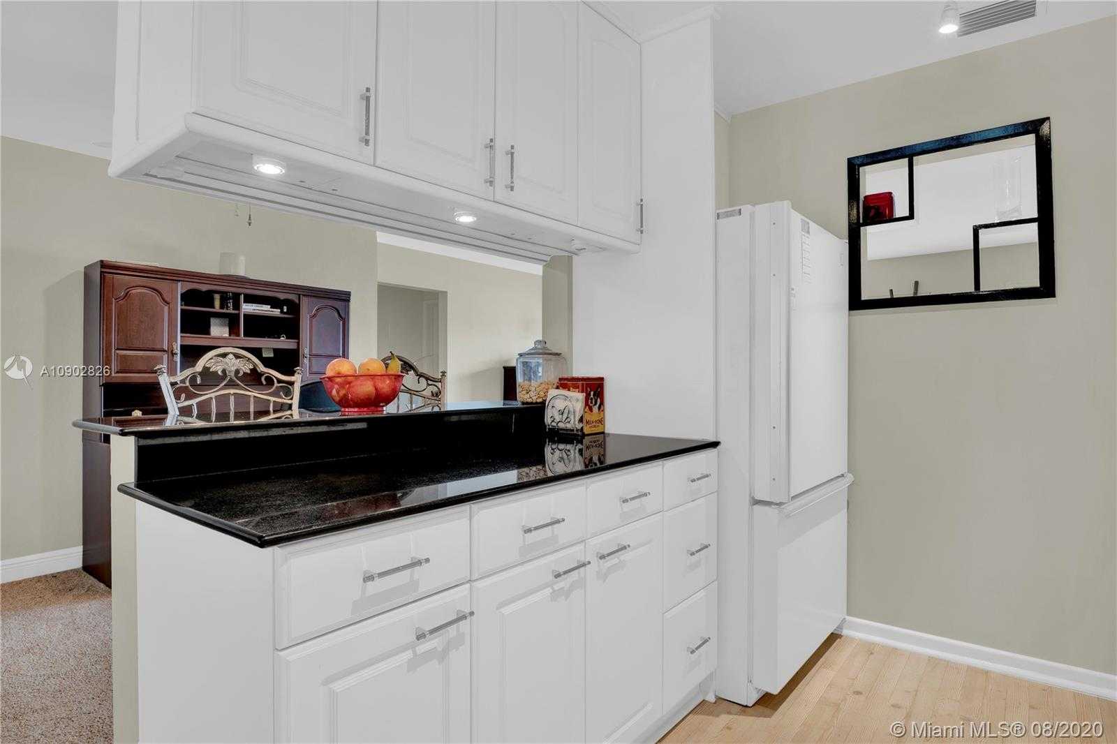 Small Image of 1737 SOUTH WEST 4TH ST, Fort Lauderdale Number 17