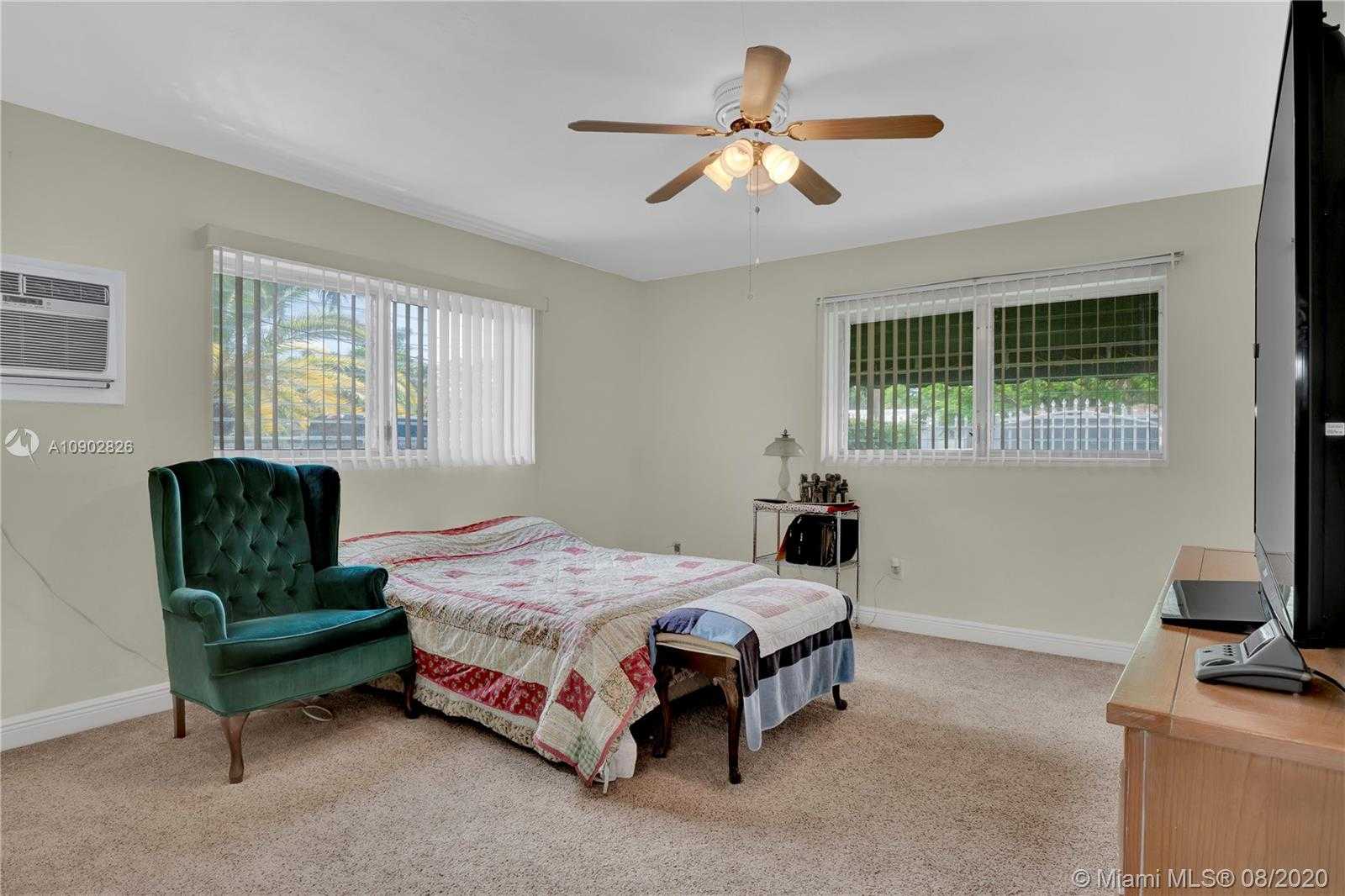 Small Image of 1737 SOUTH WEST 4TH ST, Fort Lauderdale Number 19