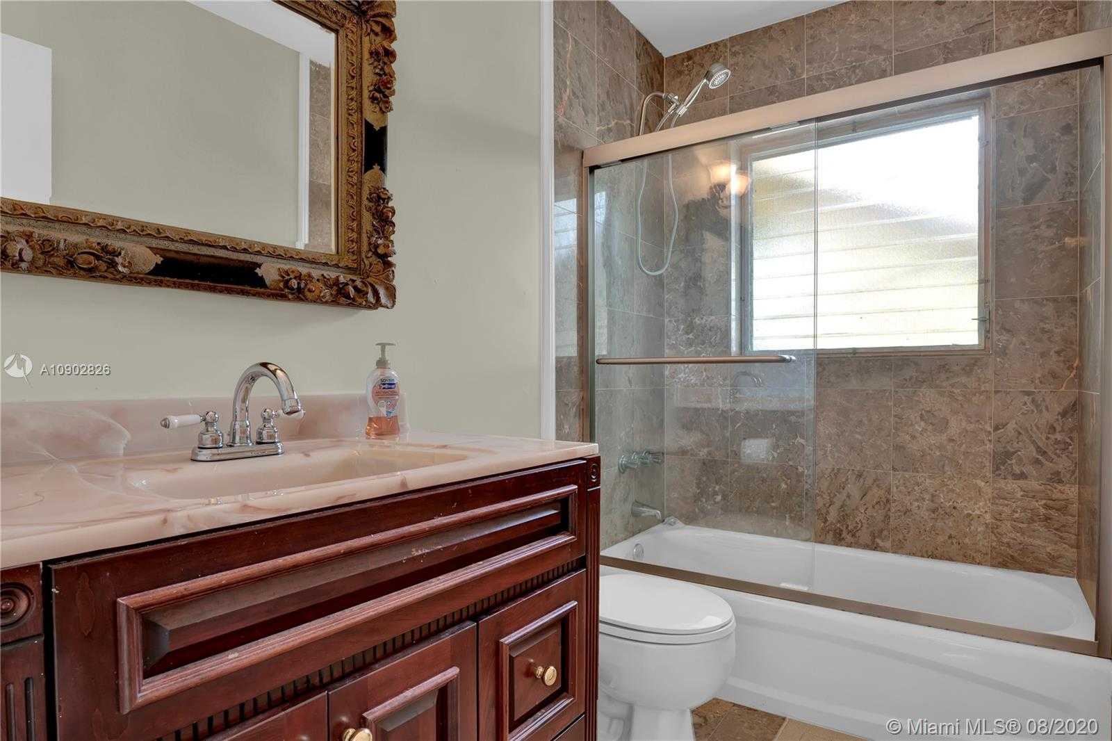 Small Image of 1737 SOUTH WEST 4TH ST, Fort Lauderdale Number 21
