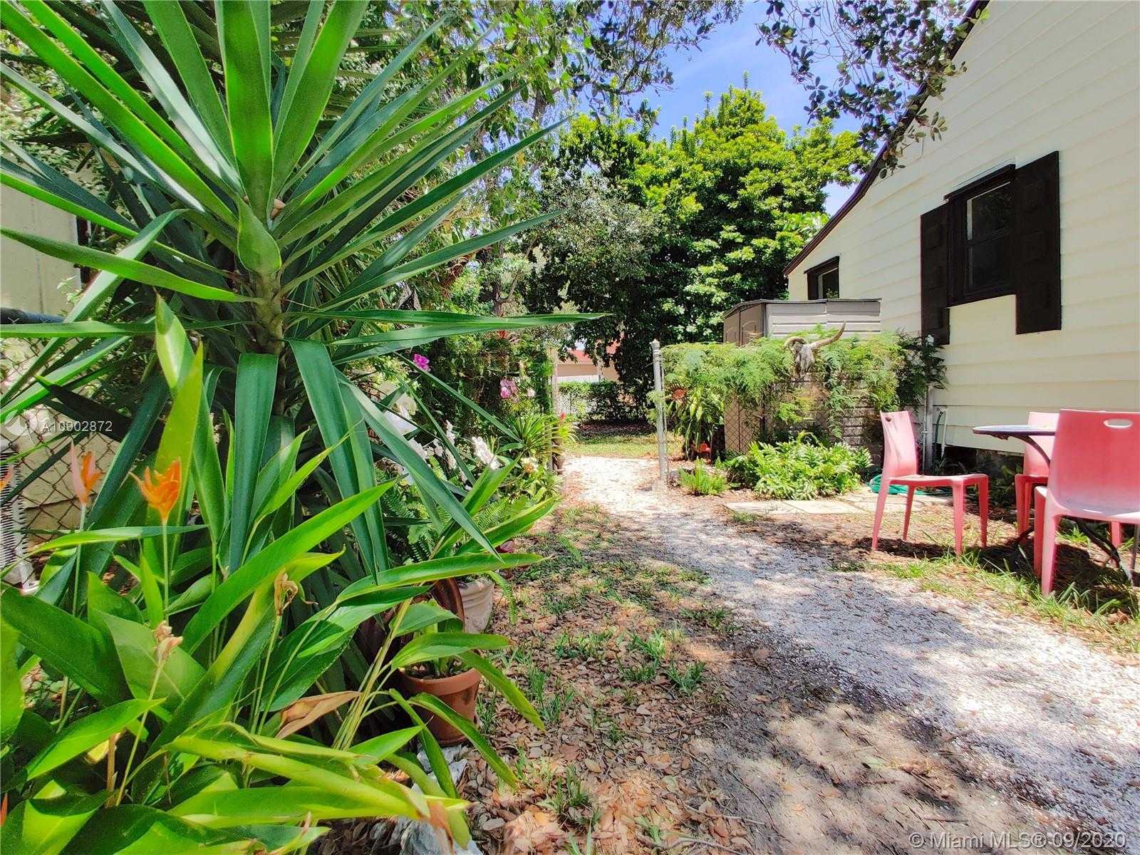 Small Image of 295 NORTH WEST 39TH ST, Miami Number 24