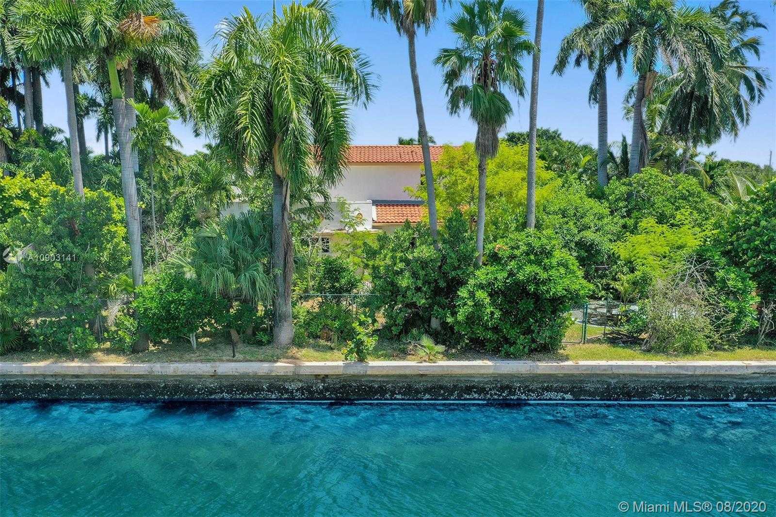 Small Image of 1415 MARSEILLE DR, Miami Beach Number 5