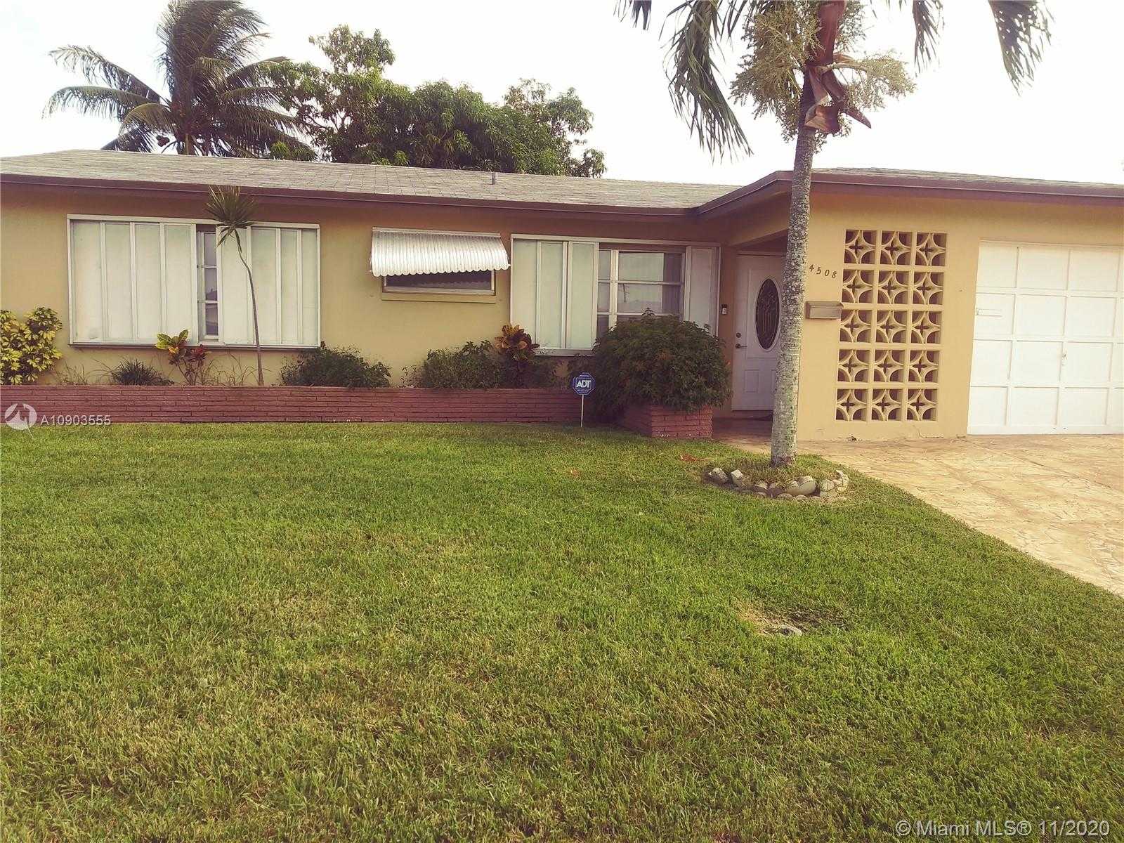 Small Image of 4508 NORTH WEST 47TH ST, Tamarac Number 7