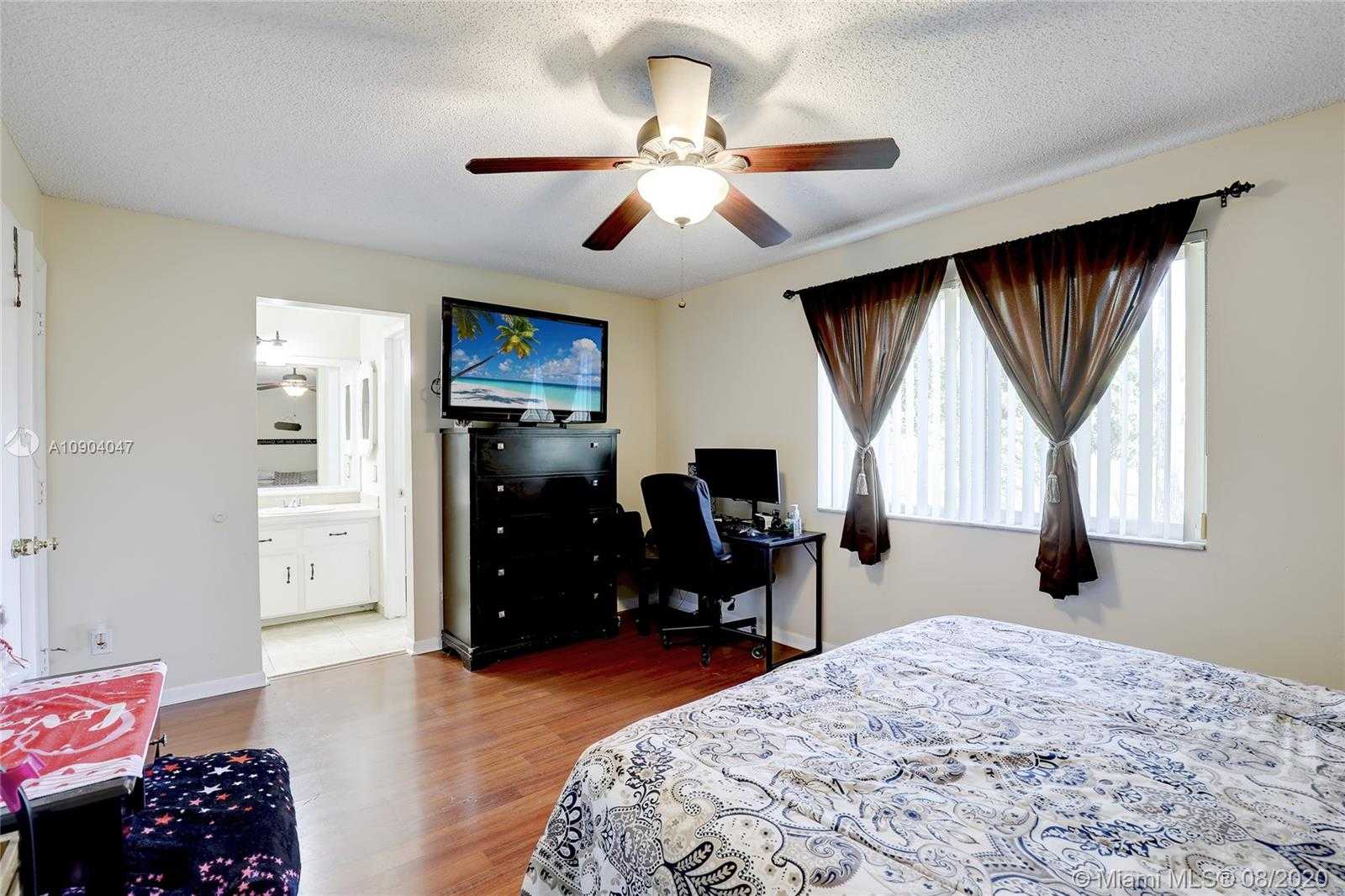 Small Image of 7318 NORTH WEST 49TH CT, Lauderhill Number 21