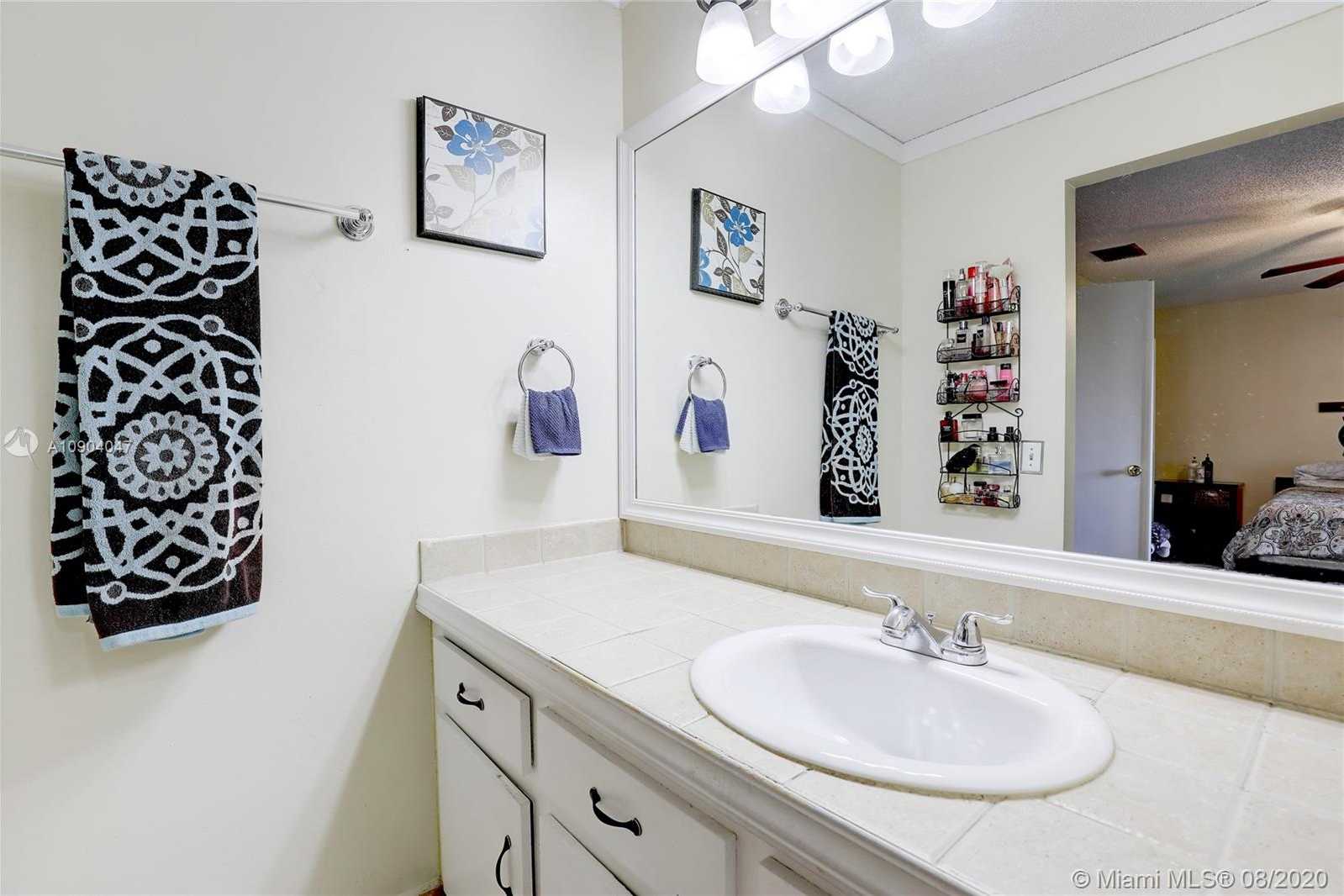 Small Image of 7318 NORTH WEST 49TH CT, Lauderhill Number 22