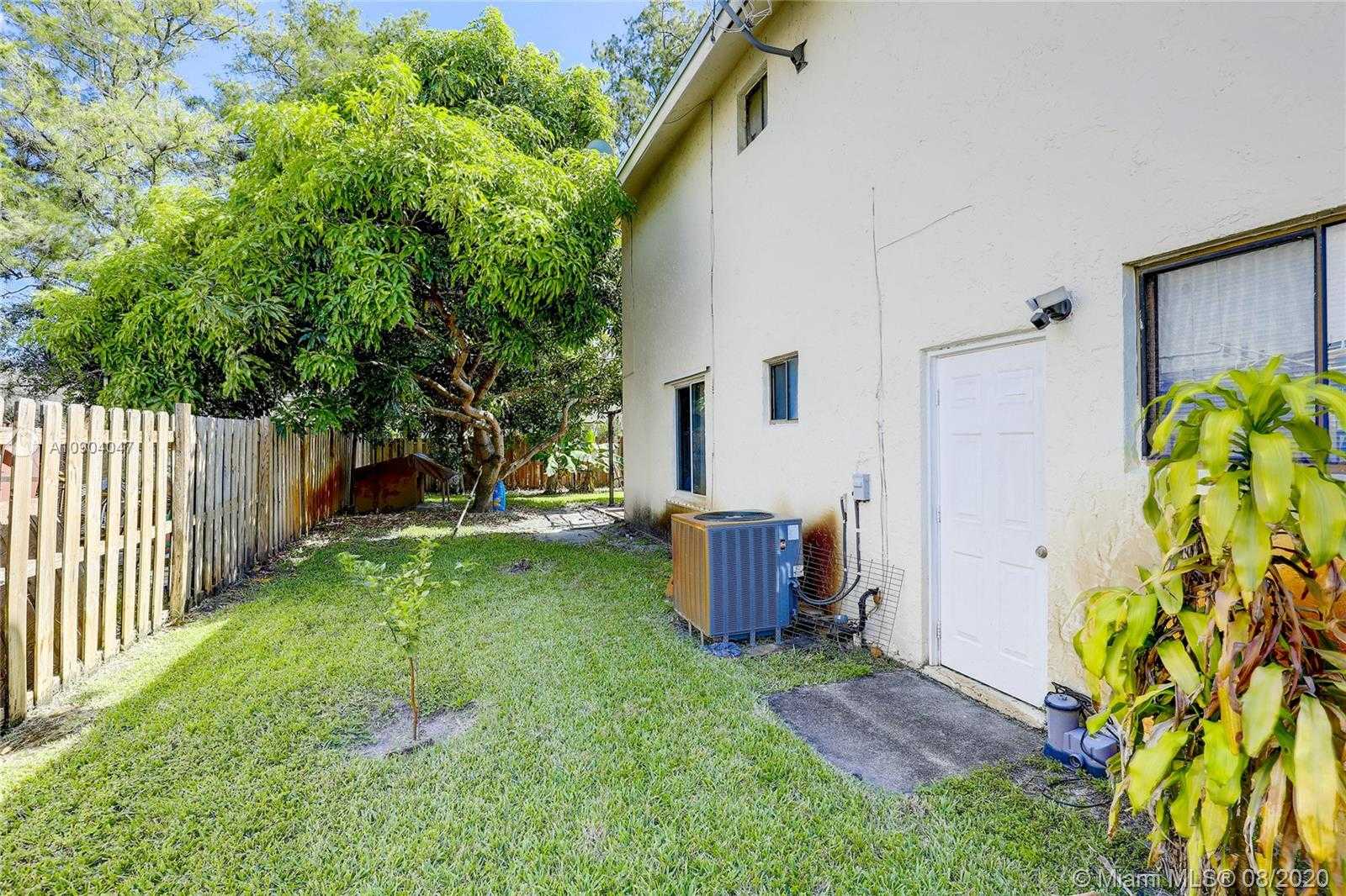 Small Image of 7318 NORTH WEST 49TH CT, Lauderhill Number 30