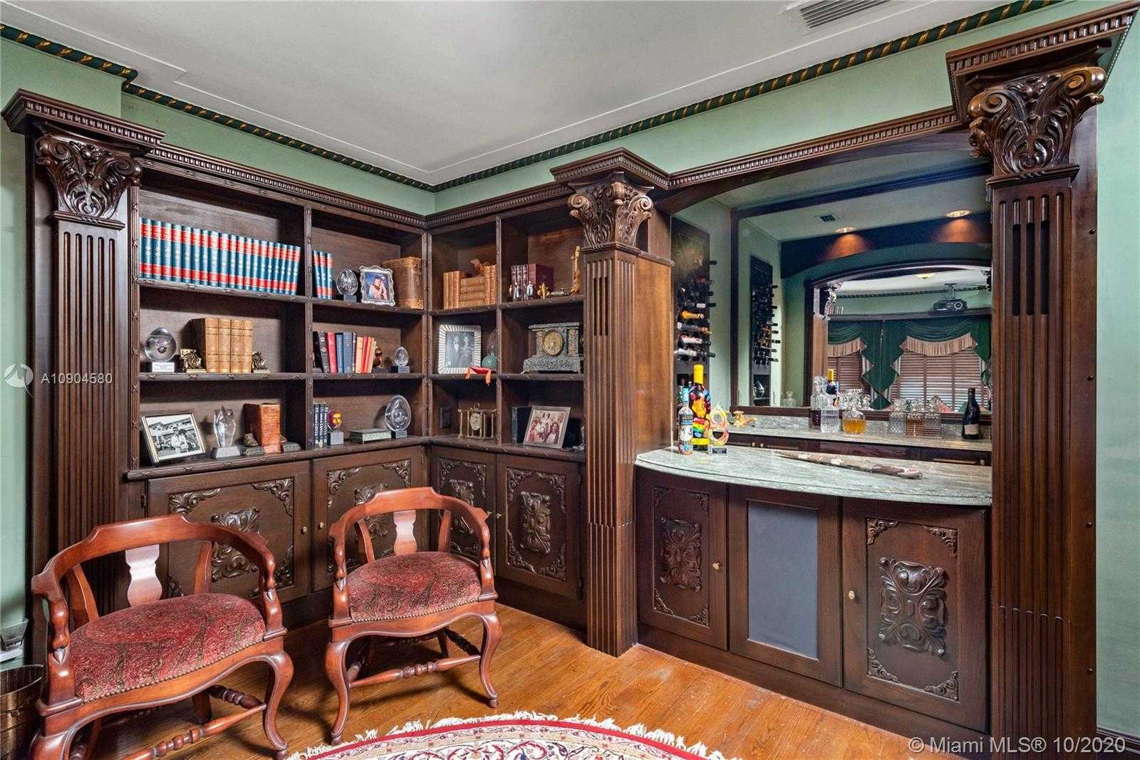 Small Image of 577 OCEAN BLVD, Golden Beach Number 34