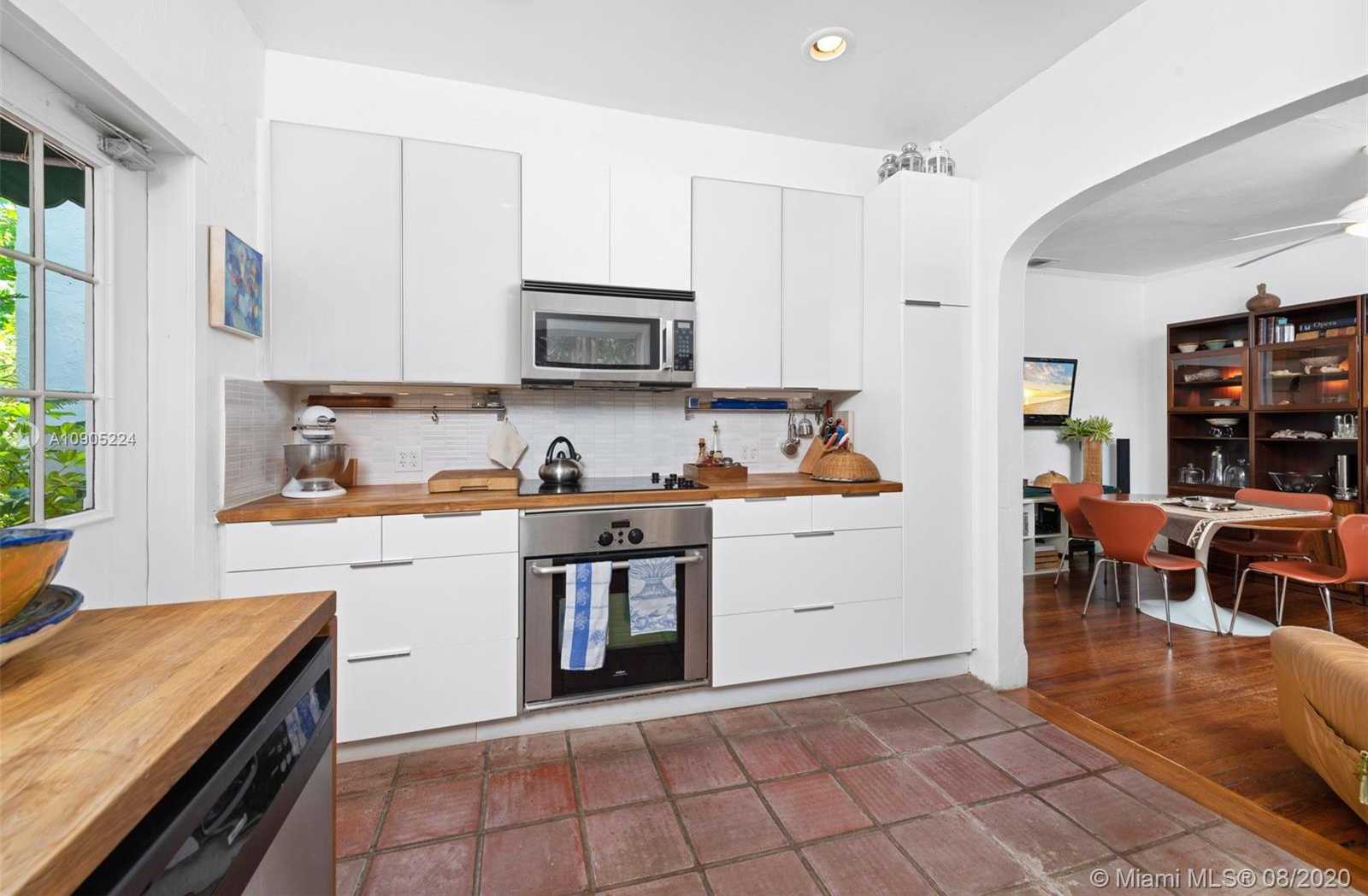 Small Image of 525 NAVARRE AVE, Coral Gables Number 15