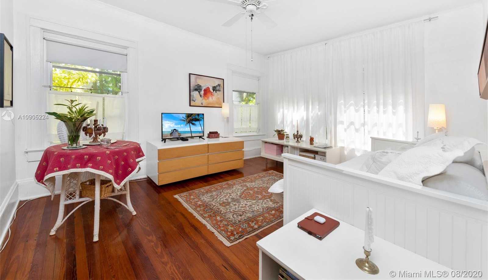 Small Image of 525 NAVARRE AVE, Coral Gables Number 17