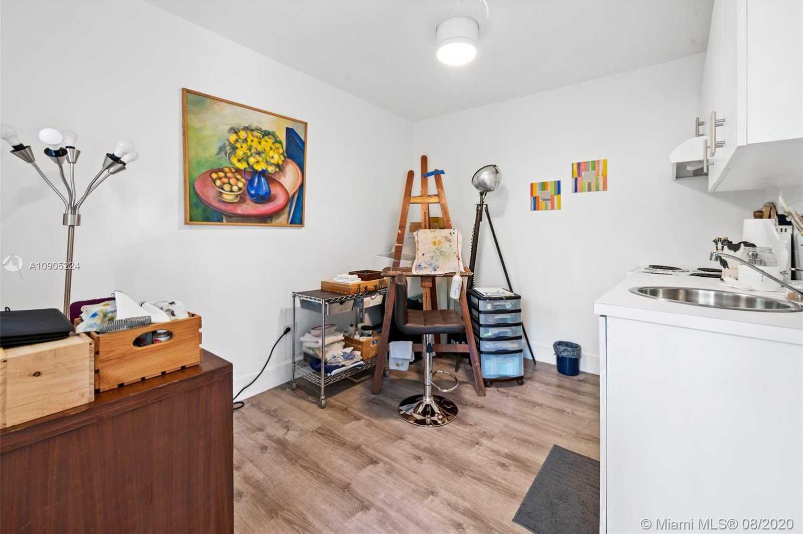 Small Image of 525 NAVARRE AVE, Coral Gables Number 30