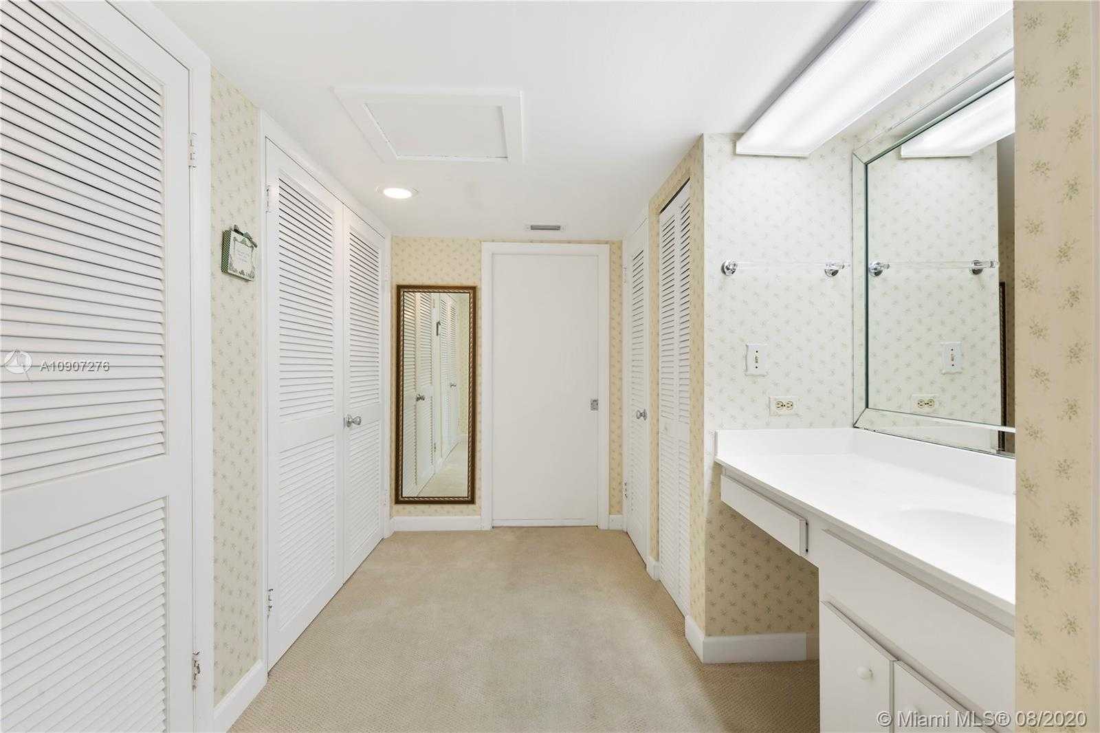 Small Image of 8 EXUMA RD, Key Largo Number 15