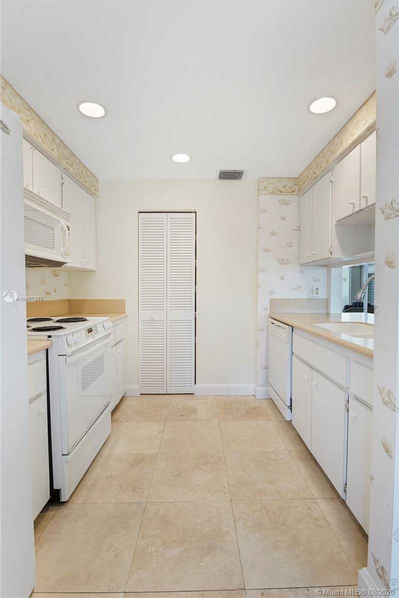 Small Image of 8 EXUMA RD, Key Largo Number 23