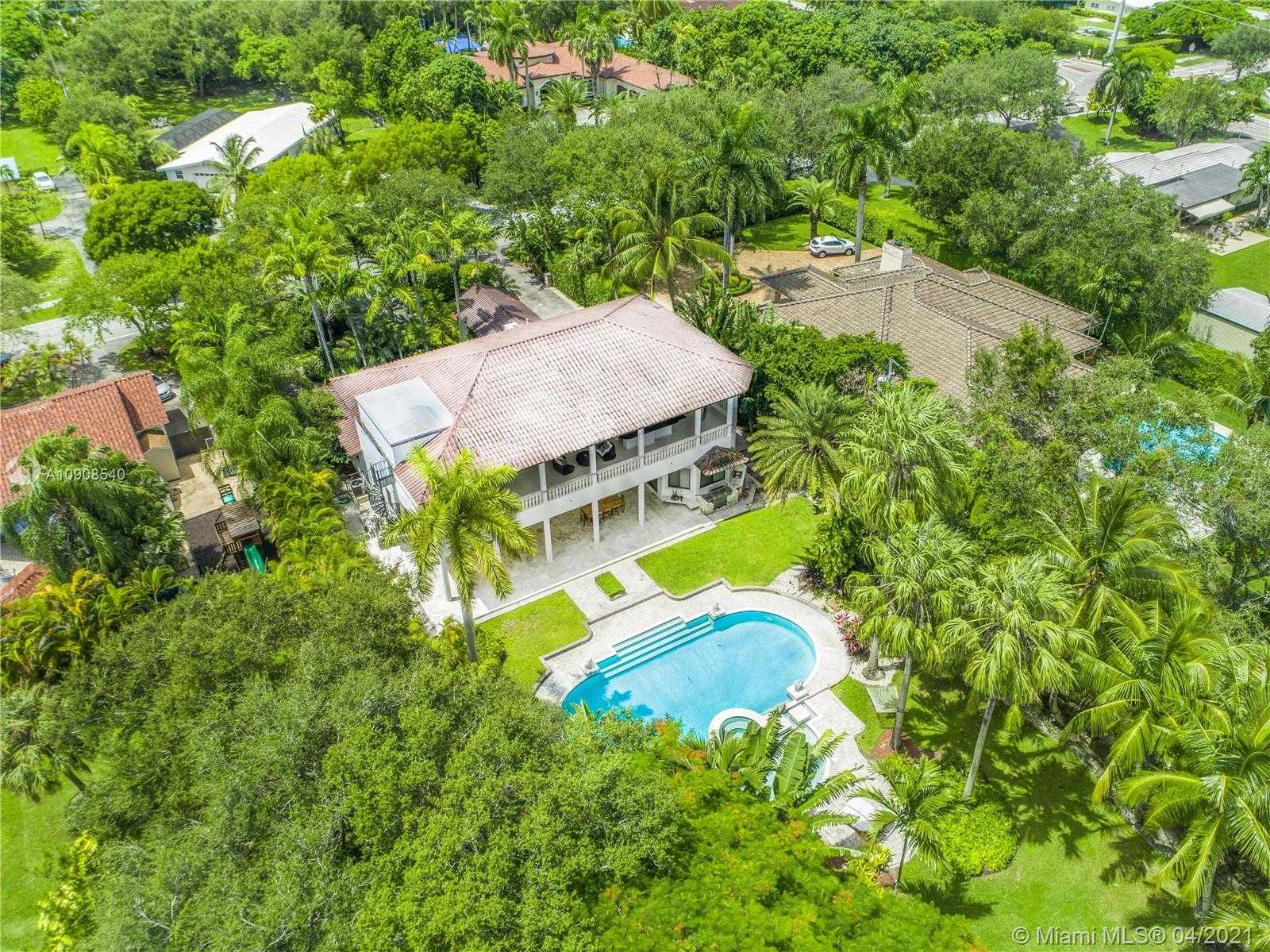 Small Image of 5955 SOUTH WEST 104TH ST, Pinecrest Number 11