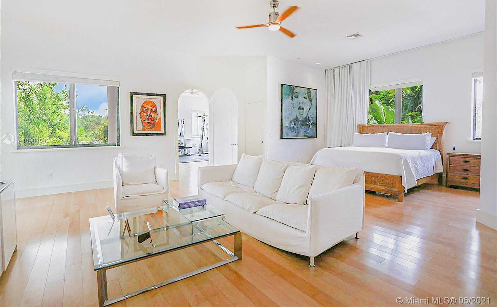 Small Image of 5955 SOUTH WEST 104TH ST, Pinecrest Number 17