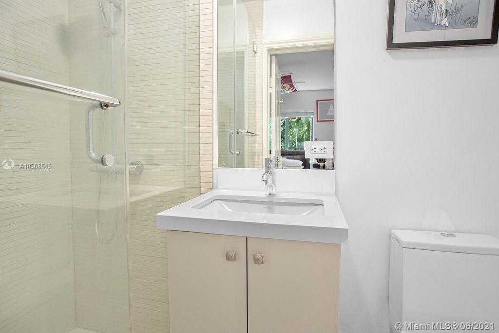 Small Image of 5955 SOUTH WEST 104TH ST, Pinecrest Number 31