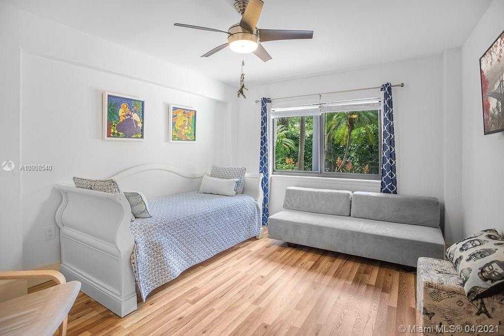 Small Image of 5955 SOUTH WEST 104TH ST, Pinecrest Number 32