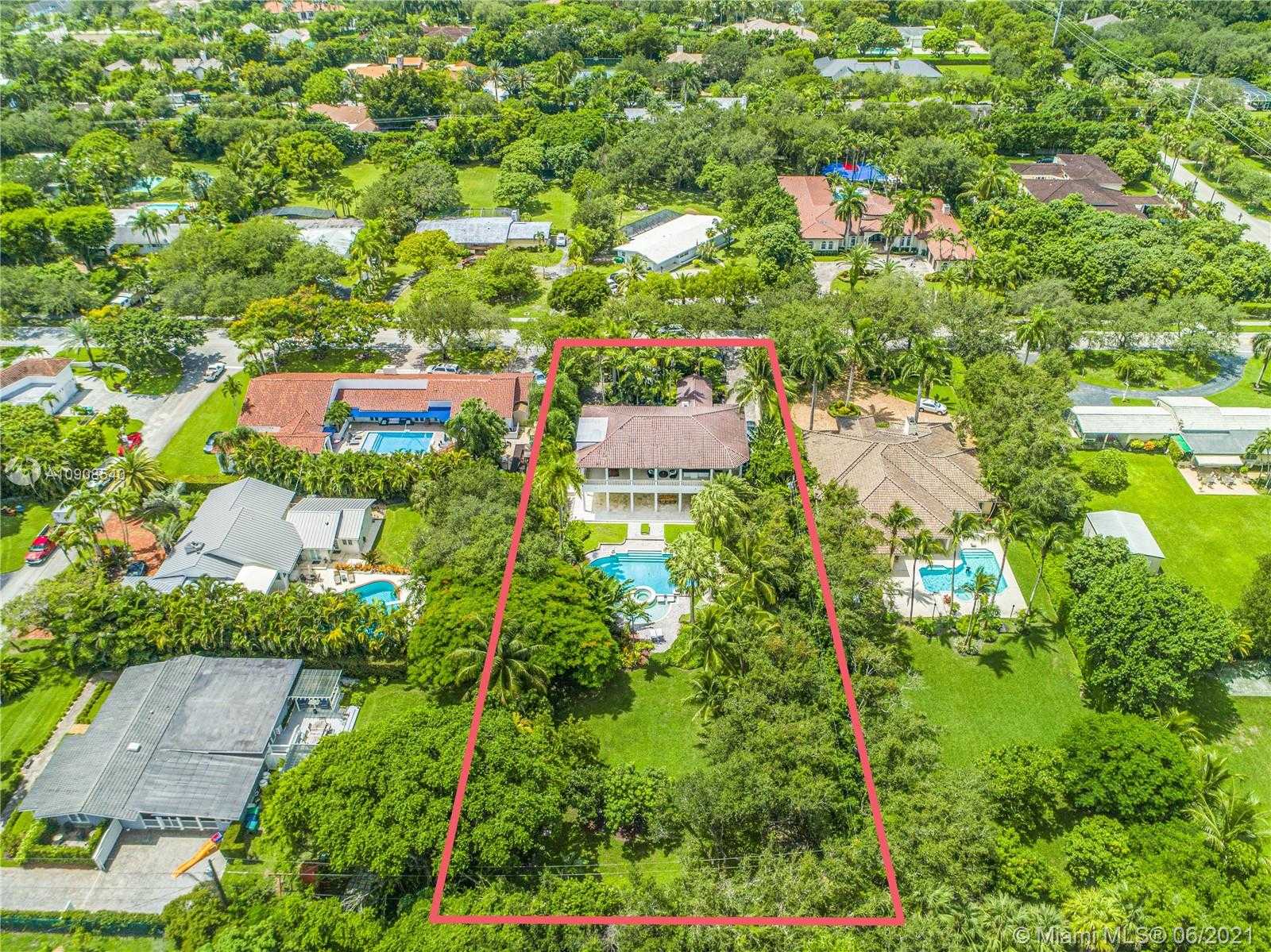 Small Image of 5955 SOUTH WEST 104TH ST, Pinecrest Number 37