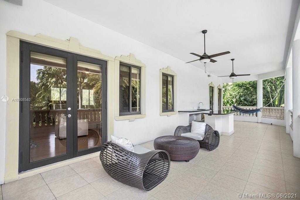 Small Image of 5955 SOUTH WEST 104TH ST, Pinecrest Number 9