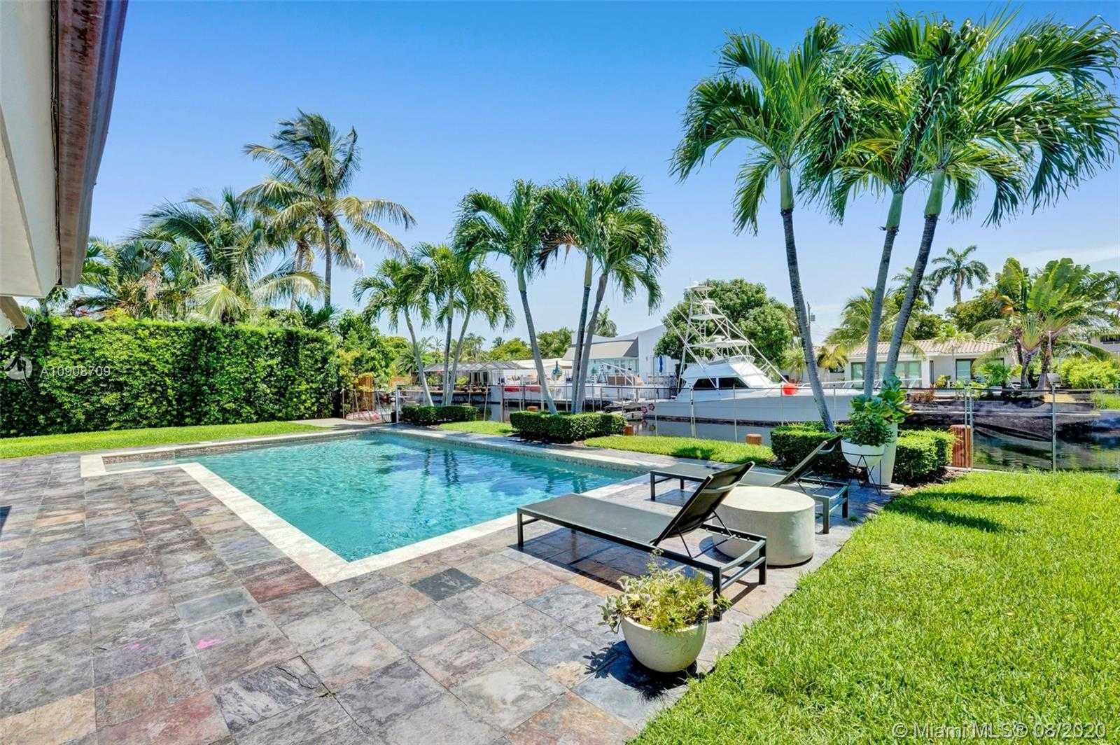 Small Image of 12907 BANYAN RD, North Miami Number 22