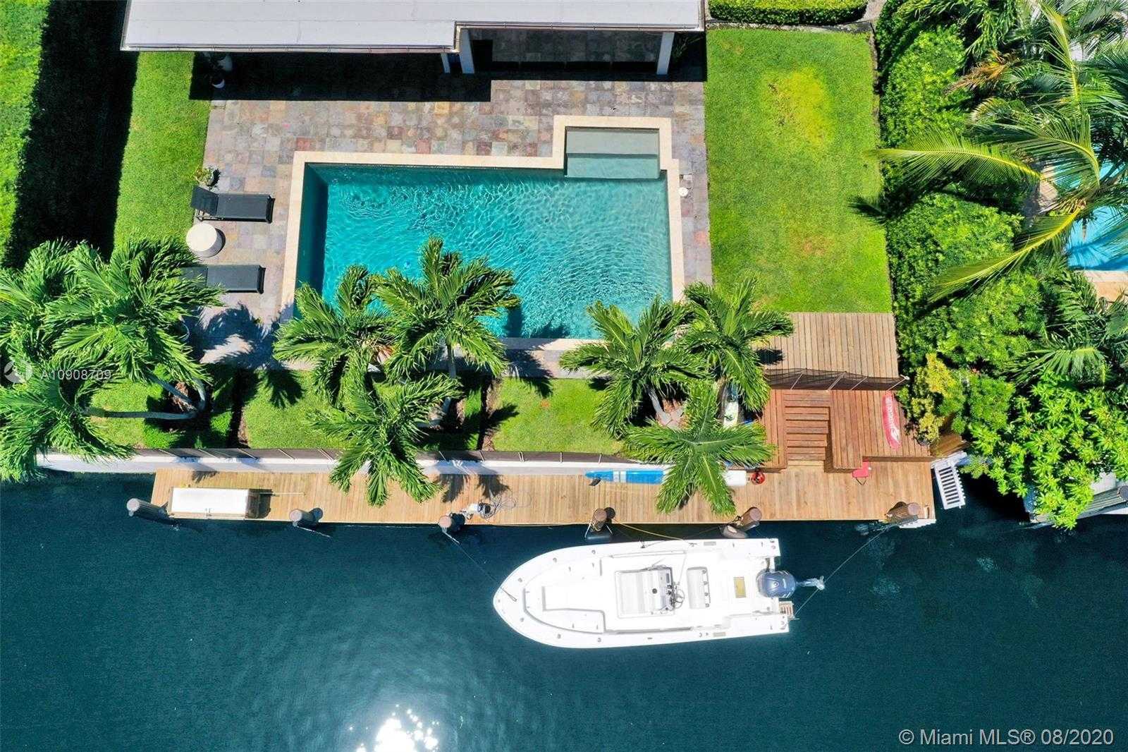 Small Image of 12907 BANYAN RD, North Miami Number 27