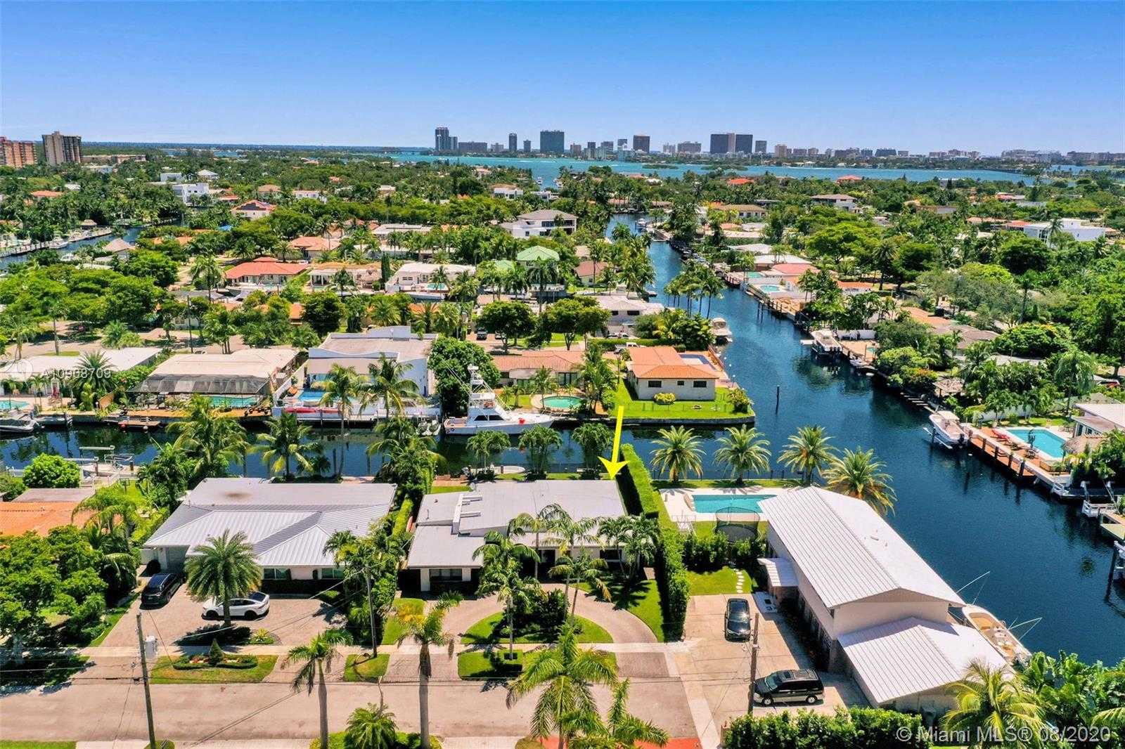 Small Image of 12907 BANYAN RD, North Miami Number 29