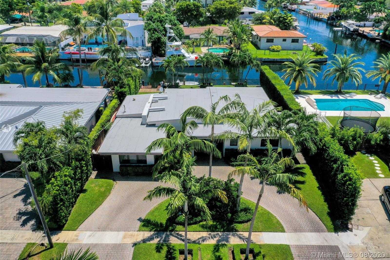 Small Image of 12907 BANYAN RD, North Miami Number 33
