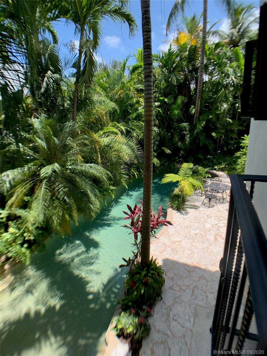Small Image of 385 RIDGEWOOD RD, Key Biscayne Number 17