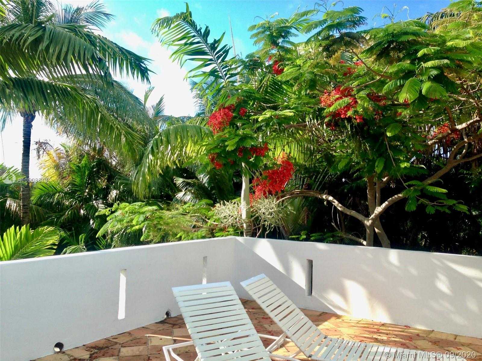 Small Image of 385 RIDGEWOOD RD, Key Biscayne Number 25