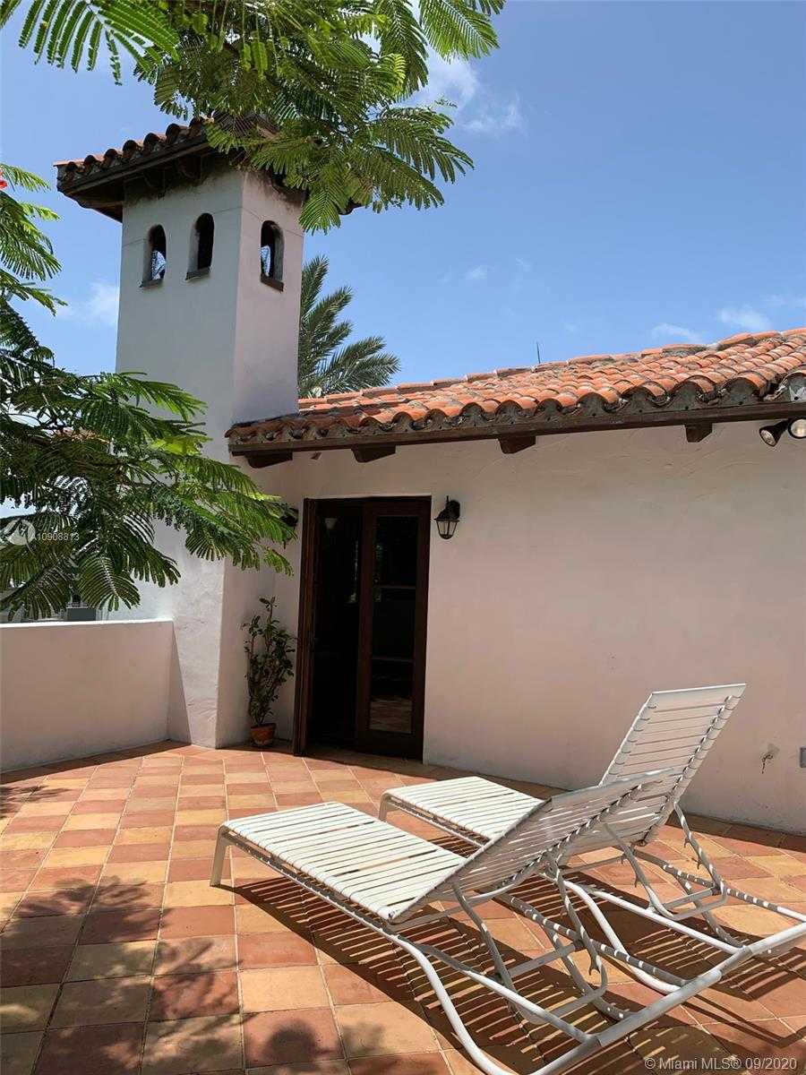 Small Image of 385 RIDGEWOOD RD, Key Biscayne Number 26