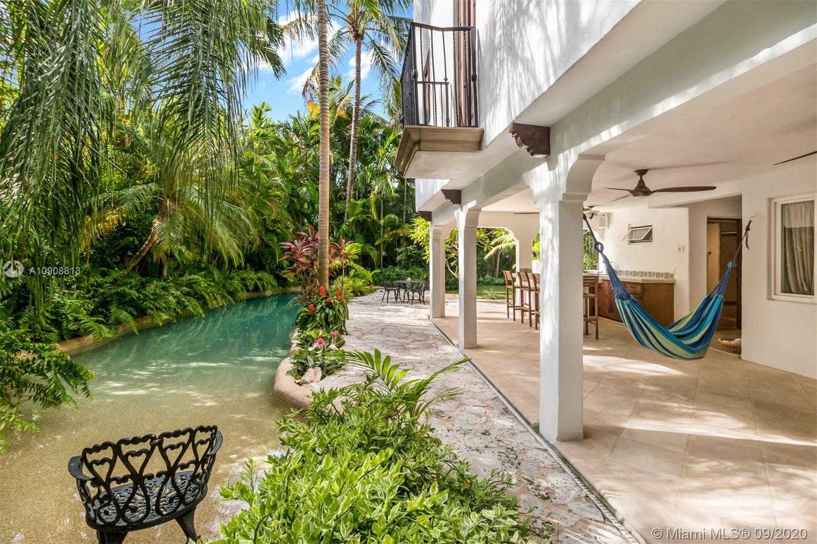 Small Image of 385 RIDGEWOOD RD, Key Biscayne Number 48