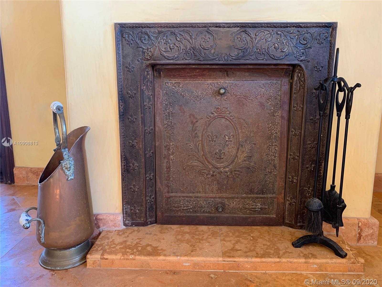 Small Image of 385 RIDGEWOOD RD, Key Biscayne Number 52