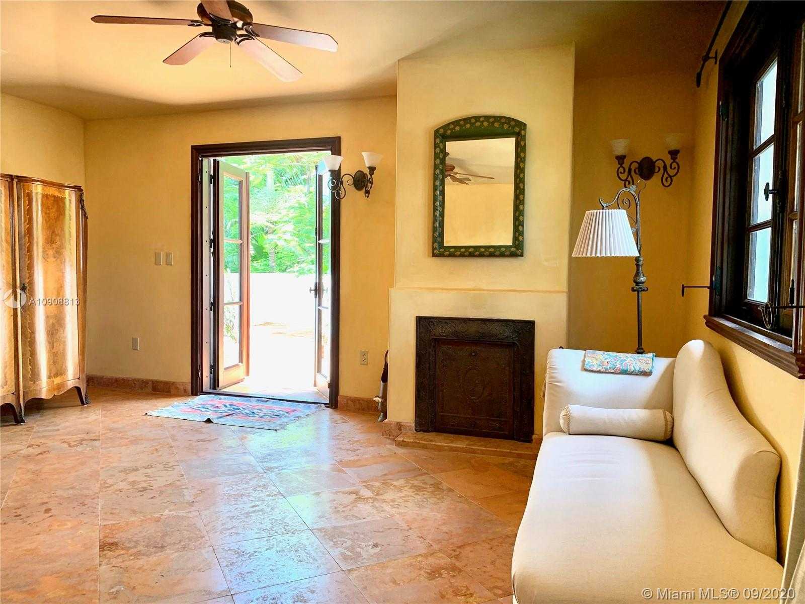 Small Image of 385 RIDGEWOOD RD, Key Biscayne Number 55