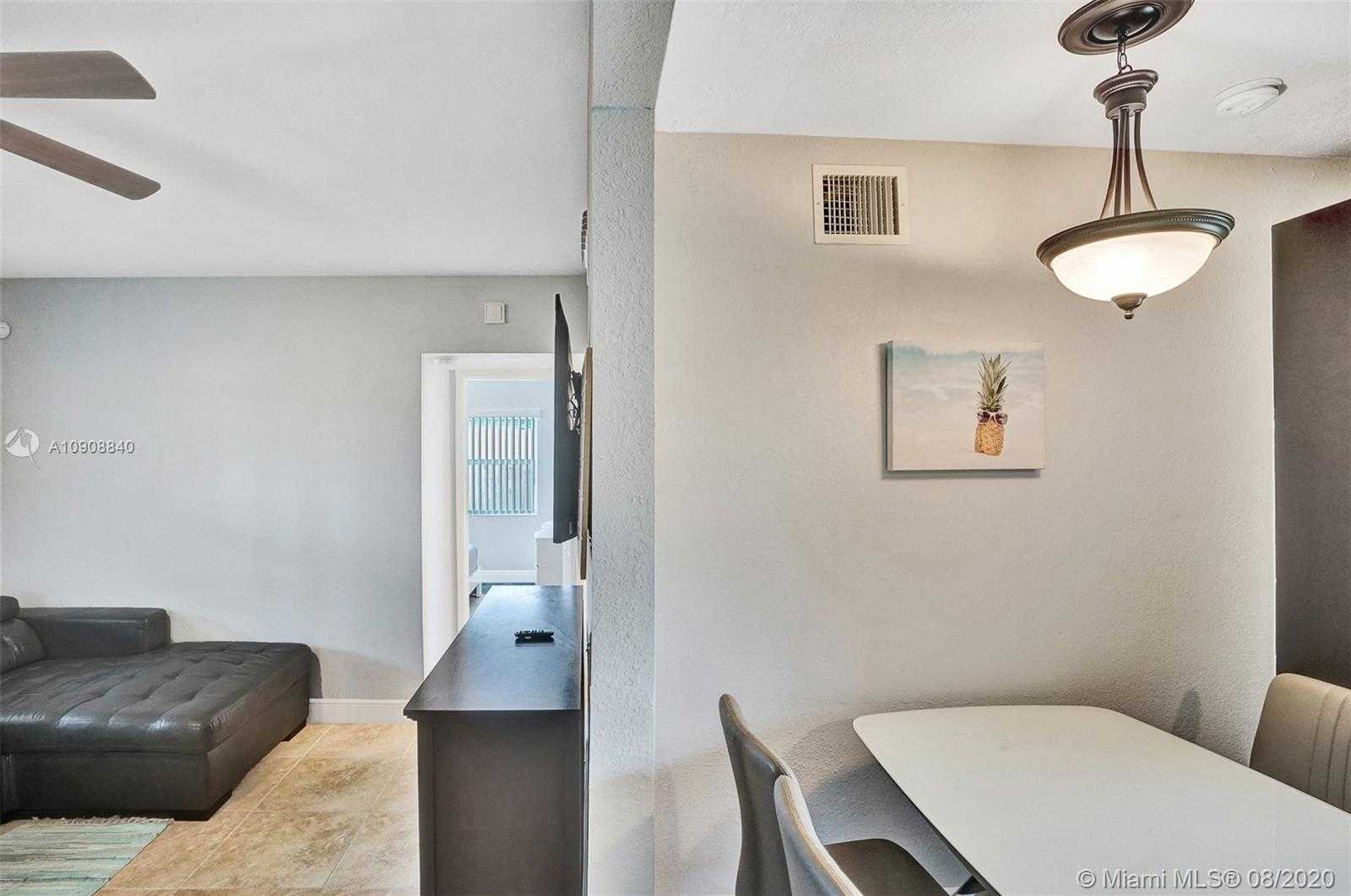 Small Image of 1417 NORTH ANDREWS AVE, Fort Lauderdale Number 11