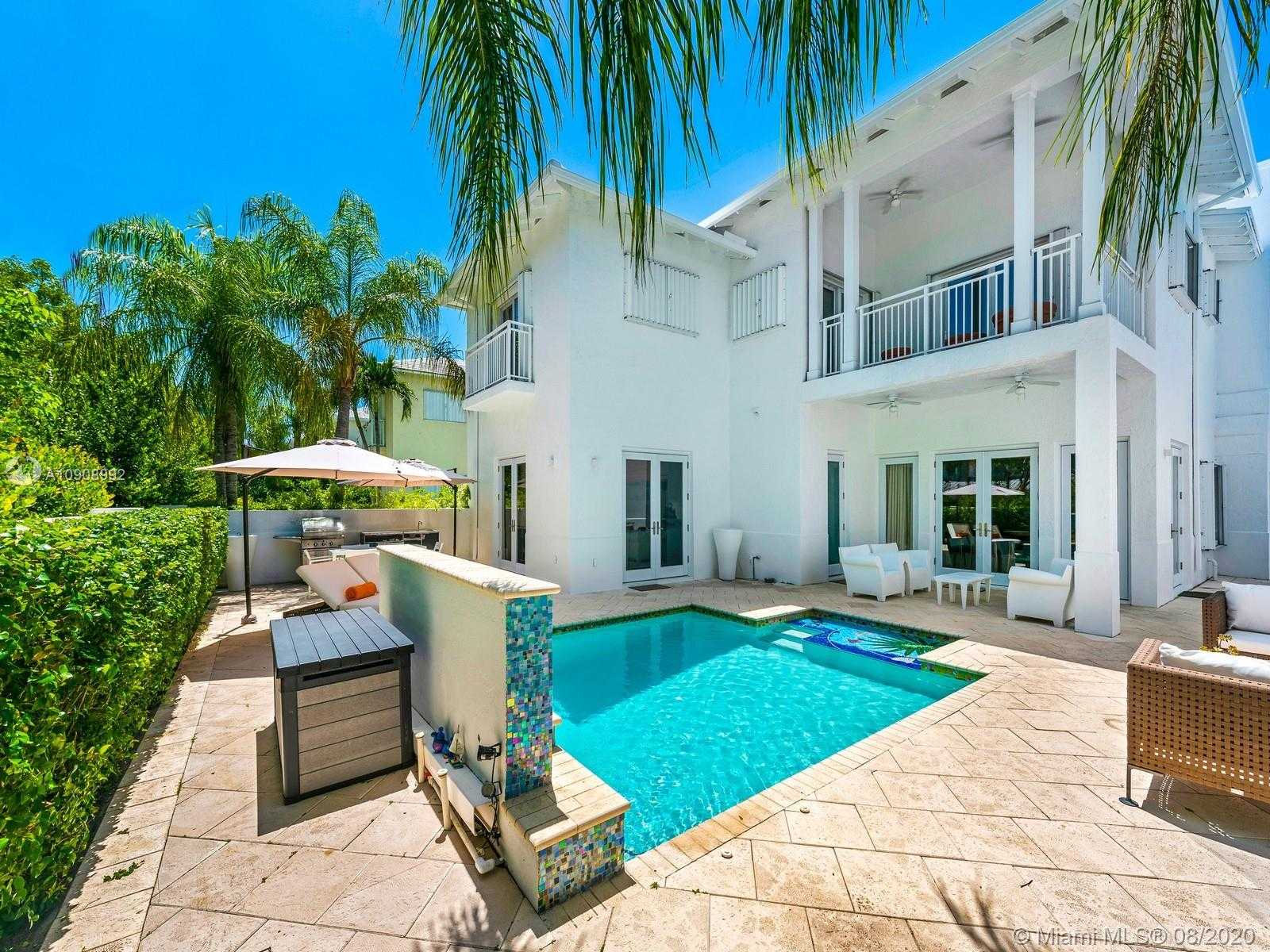 Small Image of 16 TURTLE WALK, Key Biscayne Number 31